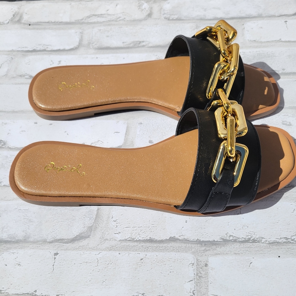 Black Sandals with Chain Link Accents - Picture 2 of 6